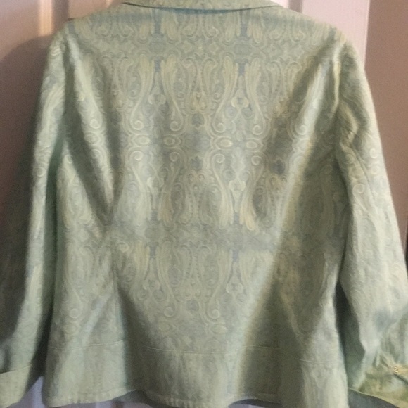 Lovely jacket - Picture 3 of 4